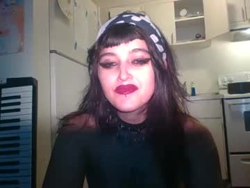 couple
        dahliadeathslut cam image #178657