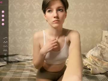 girl
        esmabluitt cam image #242884