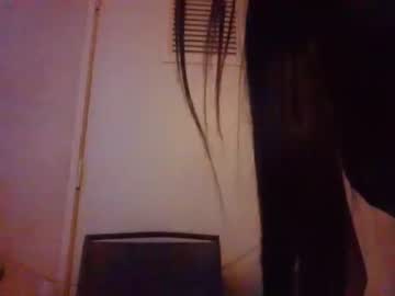 girl
        averiecherry cam image #102057
