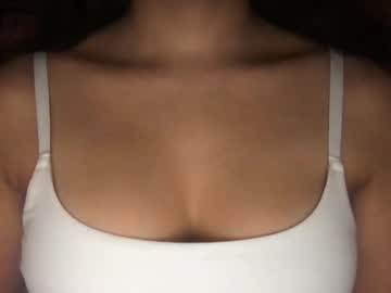 girl
        lailayousef cam image #219478
