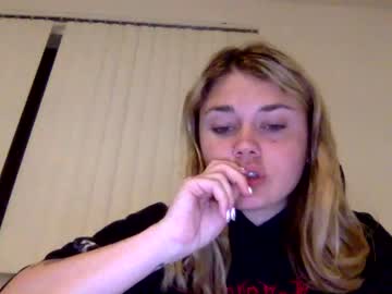 girl
        cassidyyqueen cam image #82191