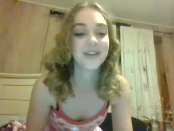 couple
        adrienna420 cam image #128816