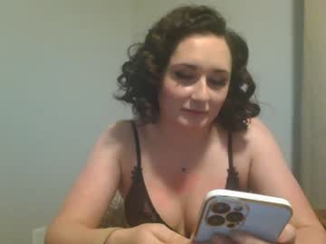 girl
        missmedic7 cam image #22030