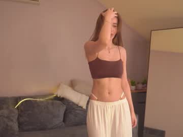 girl
        jjennnyy cam image #262780