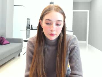 girl
        susanwests cam image #123835