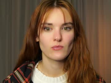 girl
        bonniebanbury cam image #208072