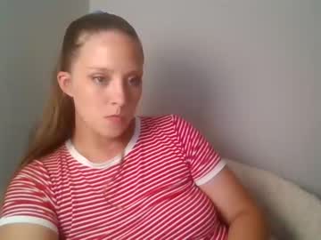 girl
        sallywalker2 cam image #89489