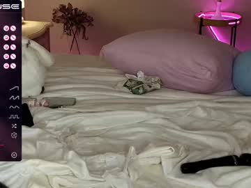 girl
        cute_shine_babe cam image #107133