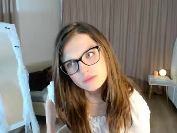 girl
        lilienblume cam image #211913