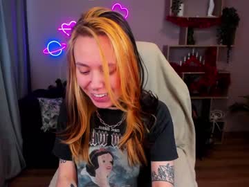 girl
        doribaker cam image #49114