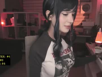 girl
        lonelly_lolly98 cam image #20156