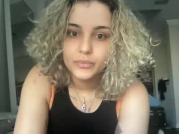 girl
        mercijane cam image #66155