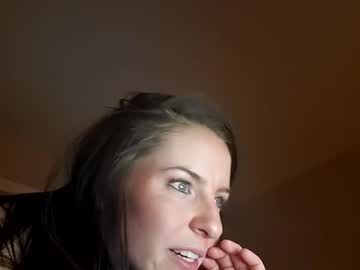 girl
        happyfungirlxo cam image #69839