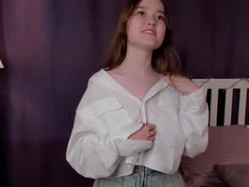 girl
        taitappling cam image #178750