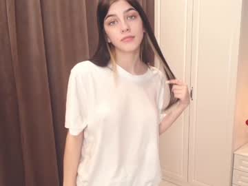 girl
        jenniferdickson cam image #136771