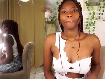 girl
        jettablossom cam image #182336
