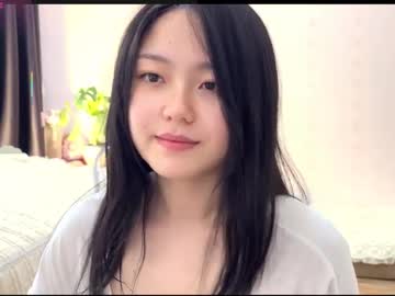 girl
        liunana cam image #254316