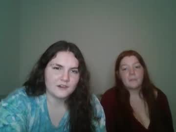 girl
        scarletttsinner cam image #30882