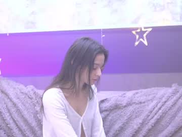 girl
        sh1nyemy cam image #39303