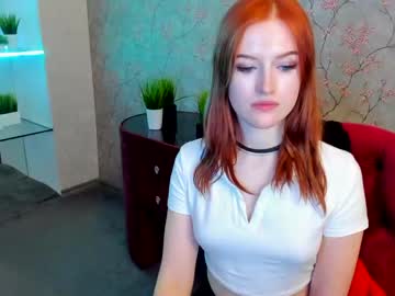 girl
        liana_shy cam image #48908