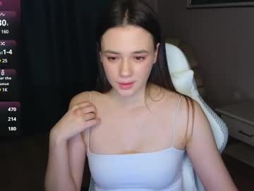 girl
        camilla_dream cam image #253675