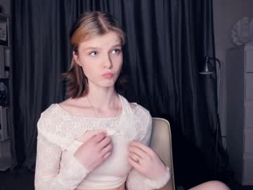 girl
        sindykate cam image #187274