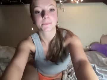 girl
        isla_xo cam image #145029