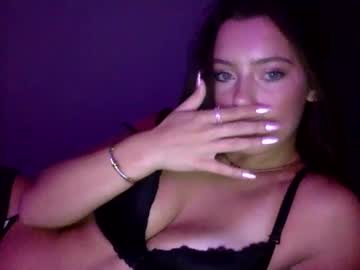 girl
        itslanahcherry cam image #179236