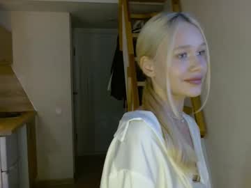 girl
        tollysage cam image #113746