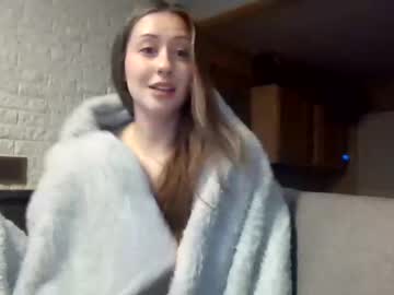 girl
        beeps107 cam image #247223