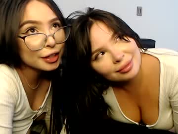 couple
        onlytwins cam image #58393
