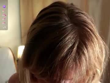 girl
        baby_blonde__ cam image #4814