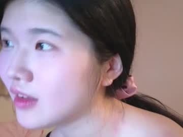 girl
        voilet_fox77 cam image #246841