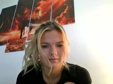 girl
        lacyxtate cam image #18670