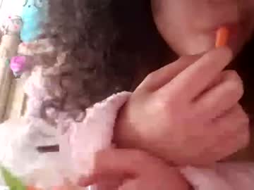 girl
        brielle_paris cam image #141112