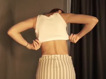 girl
        tessarosse_ cam image #79674