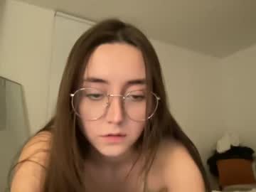 girl
        anasopht cam image #78489