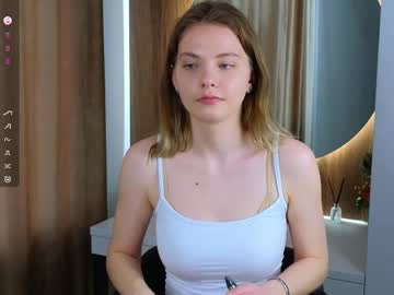 girl
        corazonszewczyk cam image #81356