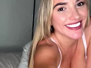 girl
        okgabs cam image #263557
