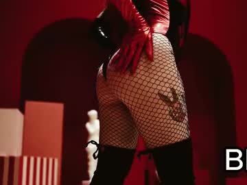 girl
        rachelqueen_ cam image #20730