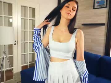 girl
        megangalen cam image #163965