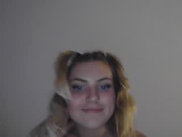 girl
        ittybittytitties9 cam image #85199