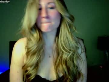 girl
        brihartley cam image #59614