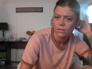 girl
        princesslily69 cam image #150237
