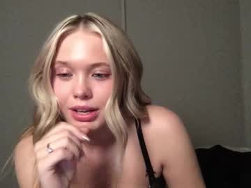 girl
        itsmadisynmae cam image #239867