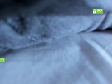 couple
        black_white_cpl cam image #55005