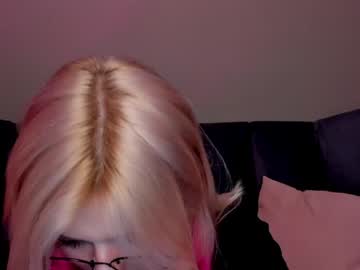 girl
        grace_smit cam image #116828