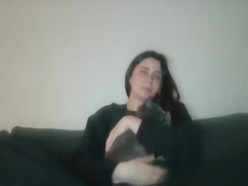 girl
        tillkoney cam image #218394