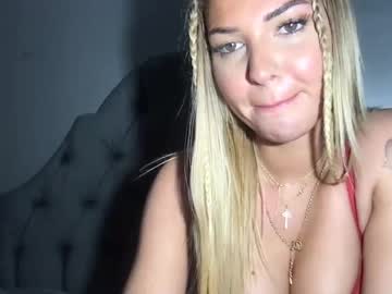 girl
        cam1llaa cam image #189233