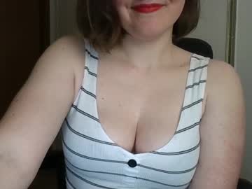 girl
        heathergrayxo cam image #190010